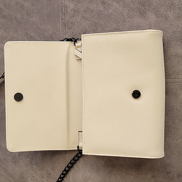 Betsey Johnson spider bat purse - Picture 7 of 10